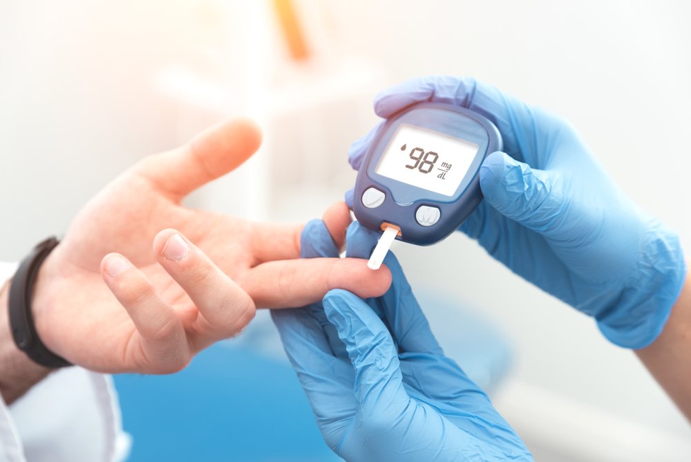 د شکر ناروغۍ لاملونه او درملنه؛ څنګه پوهیدای شو چې شکر یوو؟