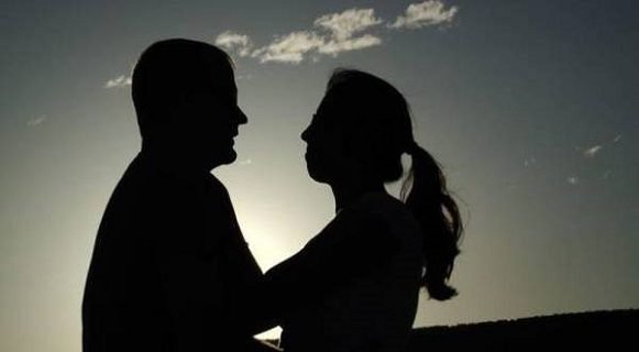 ایا تاسو خپل خاوند ته د جنسي اړیکي بلنه ورکوئ؟