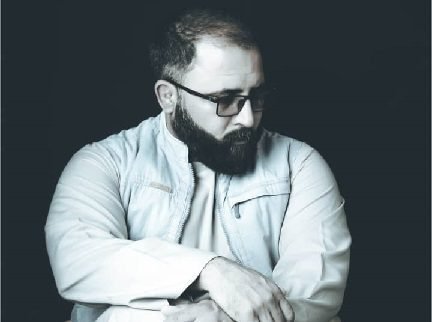 ۱۳۶۰ کال د مور په رحم کې د ژوند دوران