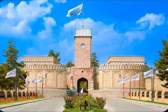 د افغانستان اسلامي امارت استثنايي نظام دی، استثنايي چلند دې ومني