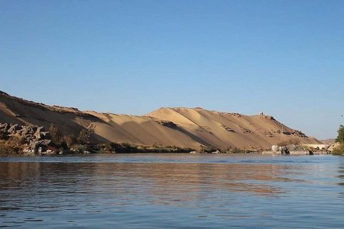 د افغانستان تر ځمکې لاندې اوبو لنډه جیالوجي