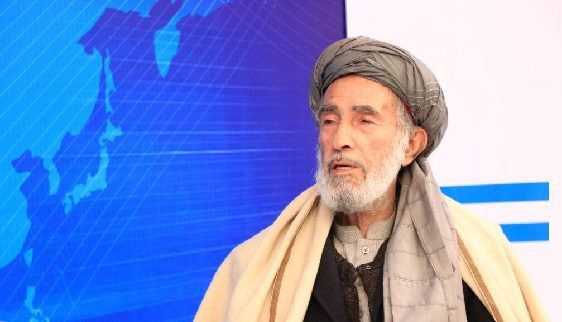 منظور پښتین؛ او په پښتو او مذهب ربړول شوي پښتانه