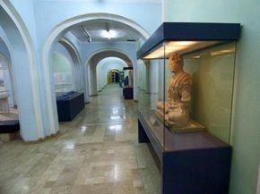 موزیم/ اجمل پسرلی