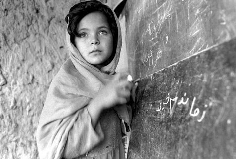 د لوست درې میلیارده ضایع شوي ساعتونه او درېمیلیارده خاورې شوې هیلې