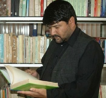 زیارت (لنډه کیسه) محمدابراهیم سپېڅلی
